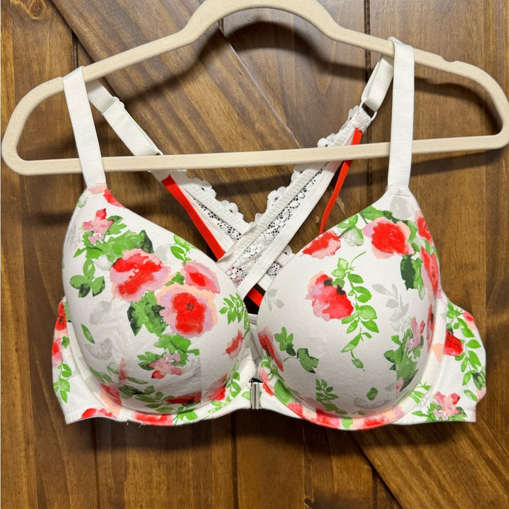 Cacique Plunge Boost 42C bra, excellent used condition